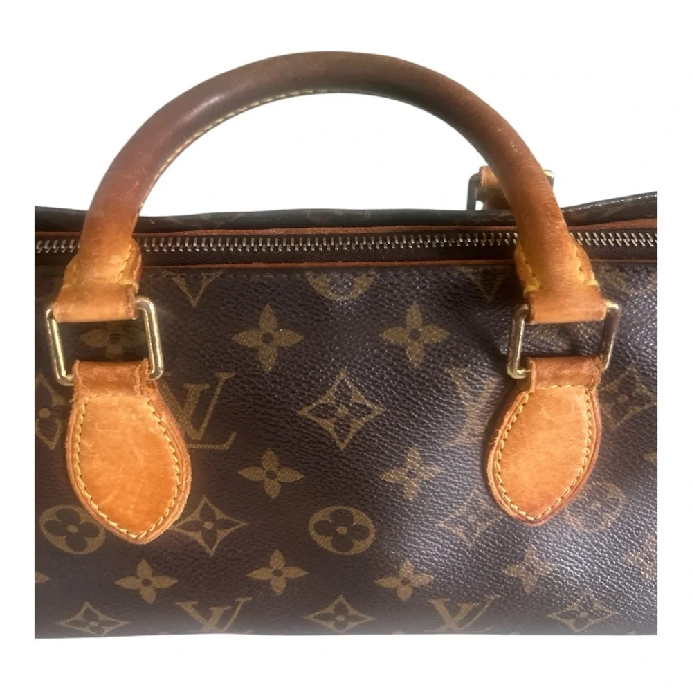 Louis Vuitton this great